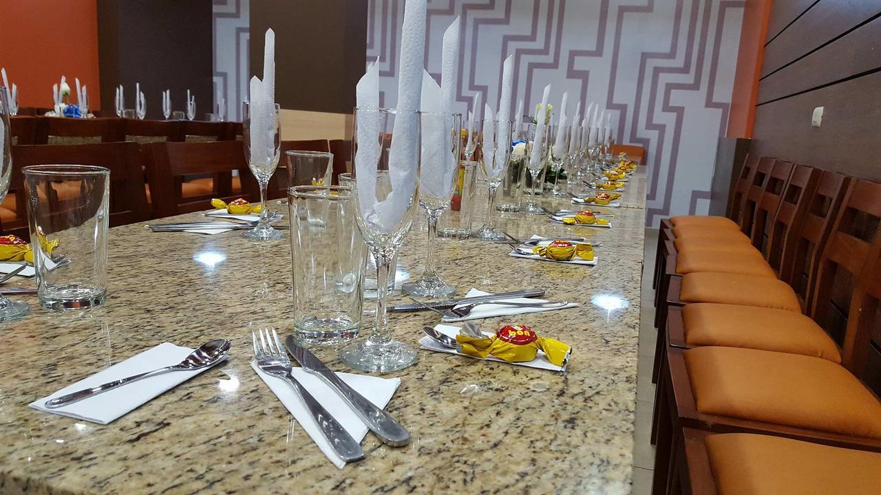 Hotel Lumar *